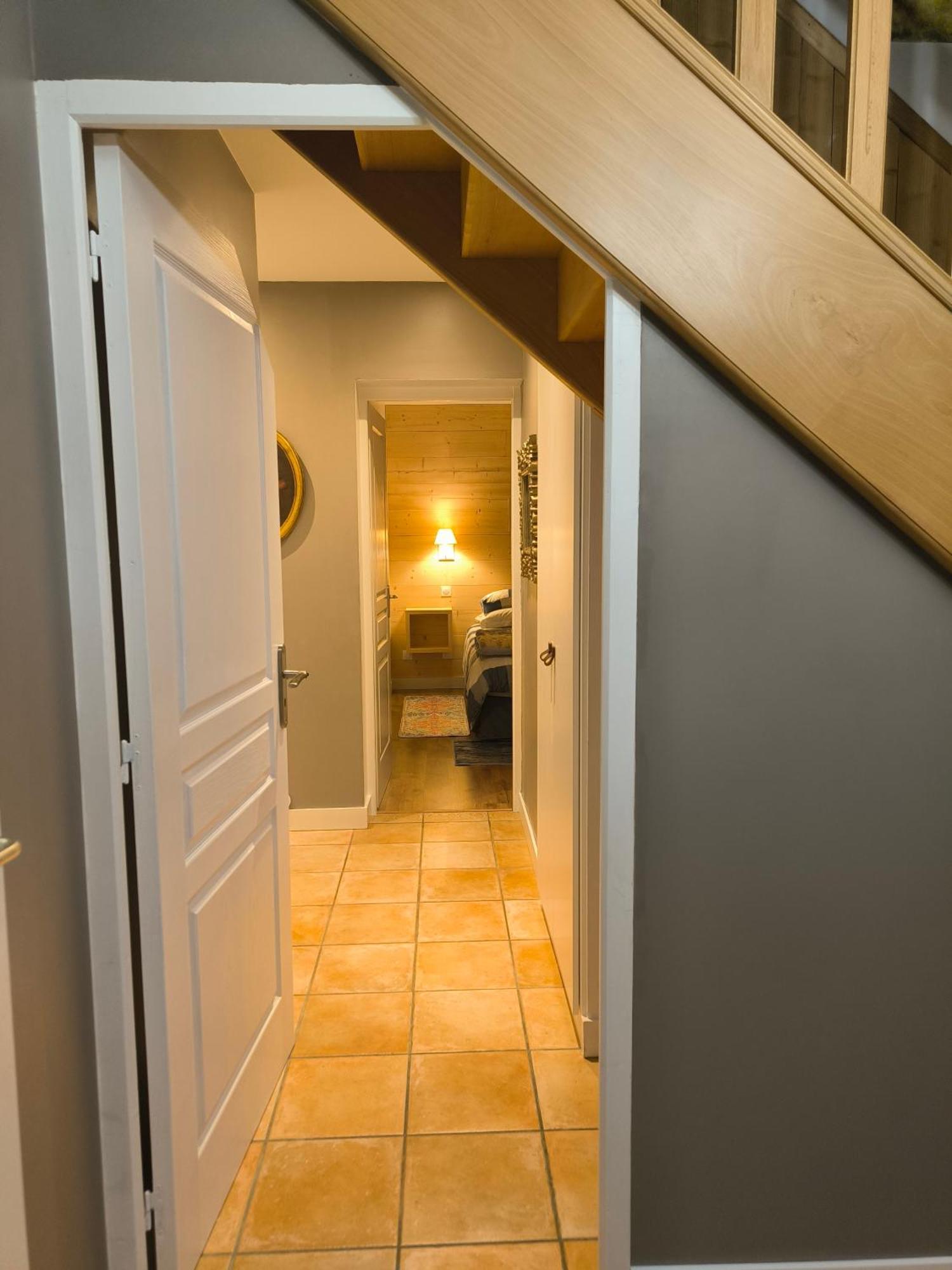 La Frenaie Bed & Breakfast Saint-Cyr-sur-le-Rhone Ngoại thất bức ảnh