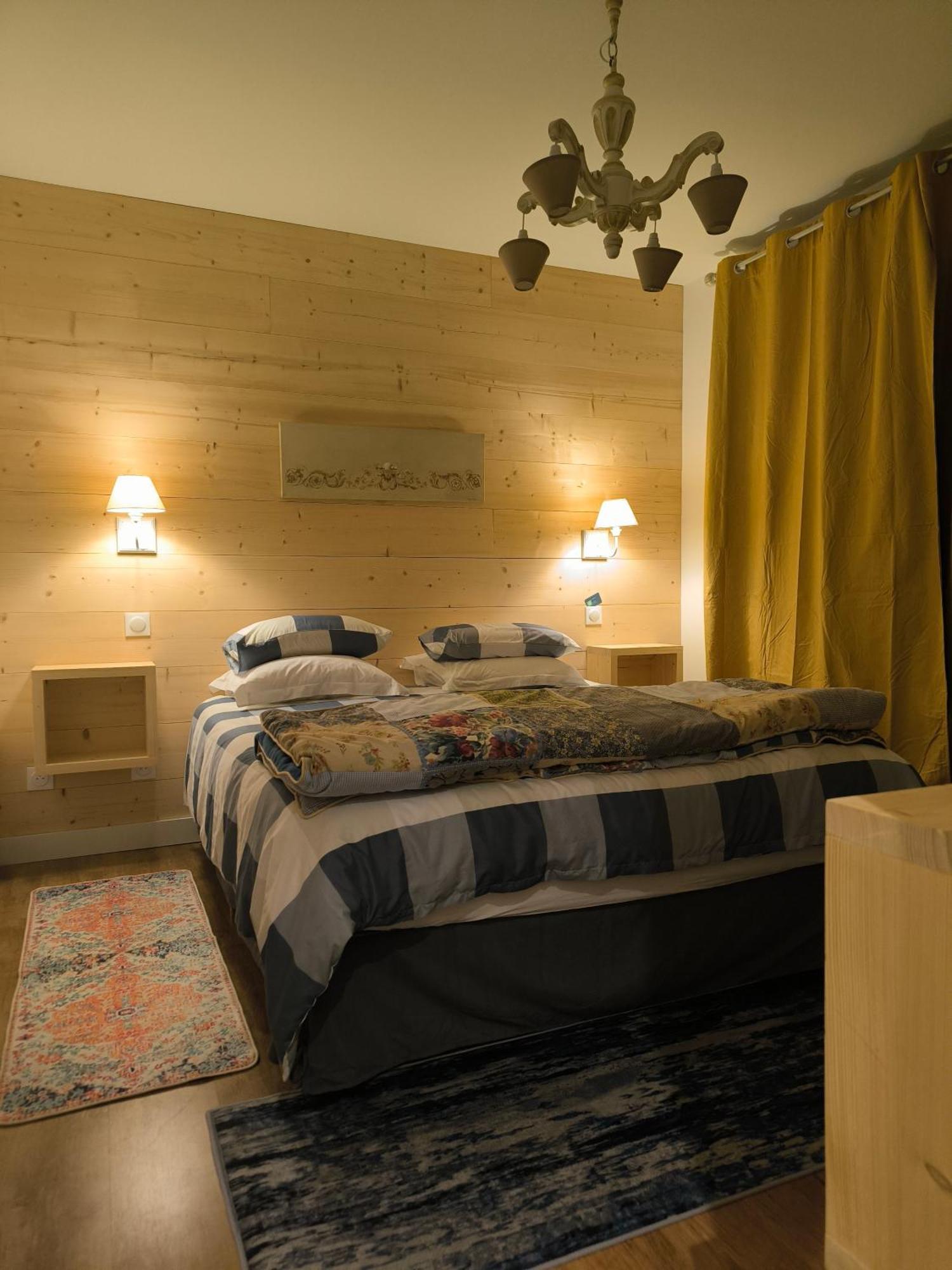 La Frenaie Bed & Breakfast Saint-Cyr-sur-le-Rhone Ngoại thất bức ảnh